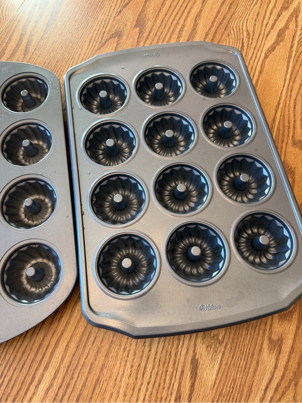 Wilton Nonstick Mini Bundt Cake Pan Set in Dark Gray - Picture 3 of 3